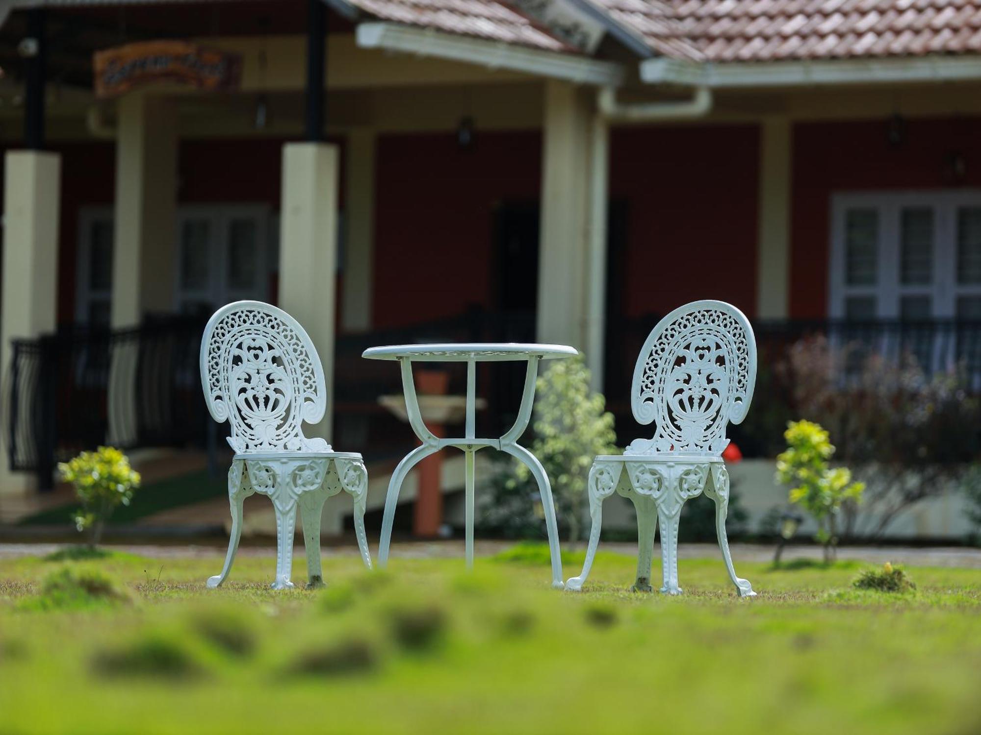 Serene Crest Resort มานันทาวดี ภายนอก รูปภาพ